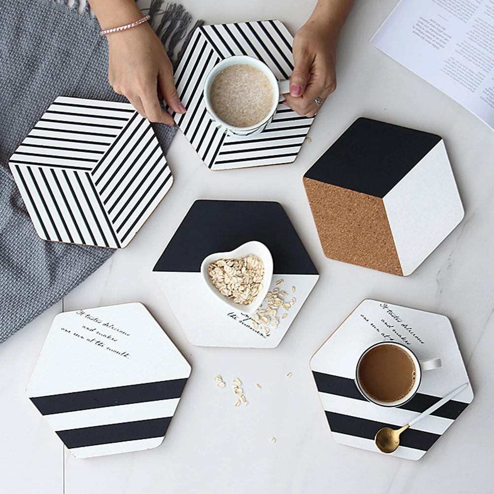 

4 Pcs Creative Hexagonal Place Mats Nordic Style Potholders Insulation Mats Pads Home Decor (Stripe Cube Pieces)