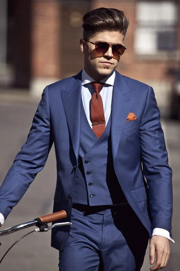 Classic Style Two Buttons Dark Blue Groom Tuxedos Groomsmen Men's