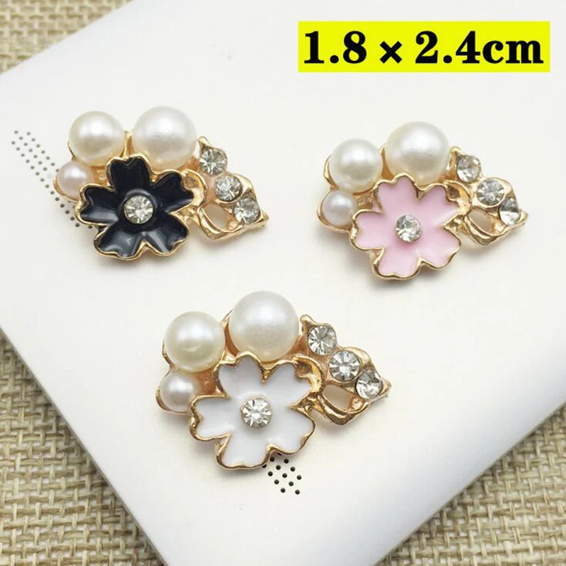 

30Pcs Vintage Metal Floral Rhinestone Buttons DIY Girl Hair Accessories Mini Pearl Button For Wedding Invitation New