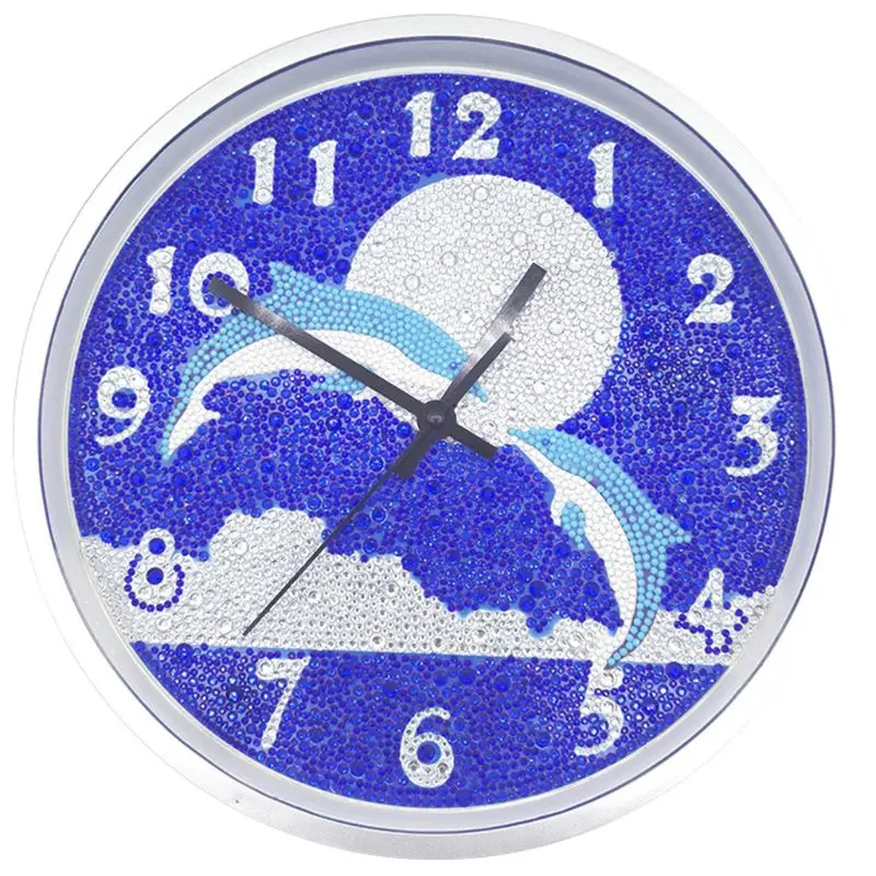 Слава афалина часы. Часы кит. Часы детские кит. Кит с часами. Часы с китом у Ен у.