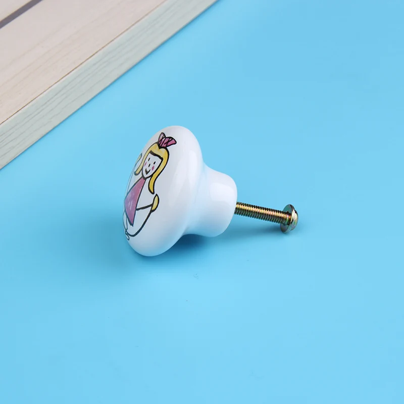 2018 جديد درج مقبض خزانة مقبض الباب دولاب التأثيرات السيراميك مطبخ مجلس الوزراء المقابض و مقابض أثاث الأطفال