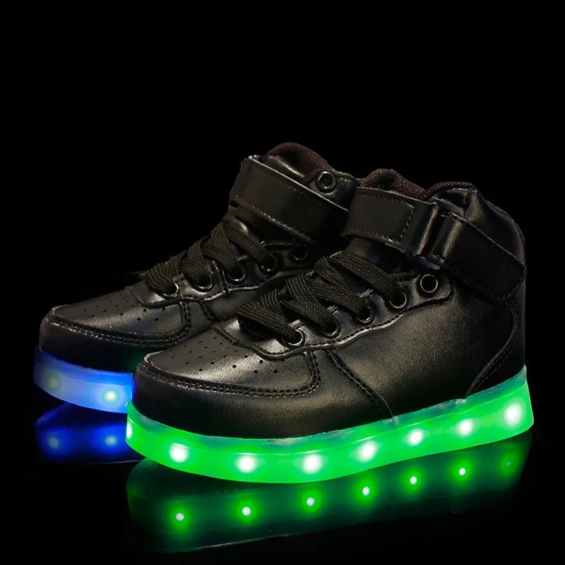 Новинка весны детские дышащие Спортивная обувь модные спортивные светодиодные USB светящиеся освещенные Обувь для детей Бег Обувь для