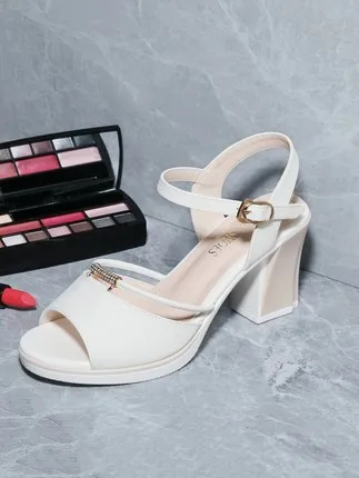 

Thick with sandals female 2019 summer new Korean version of wild Rome with fashion fairy wind ladies high heels women
