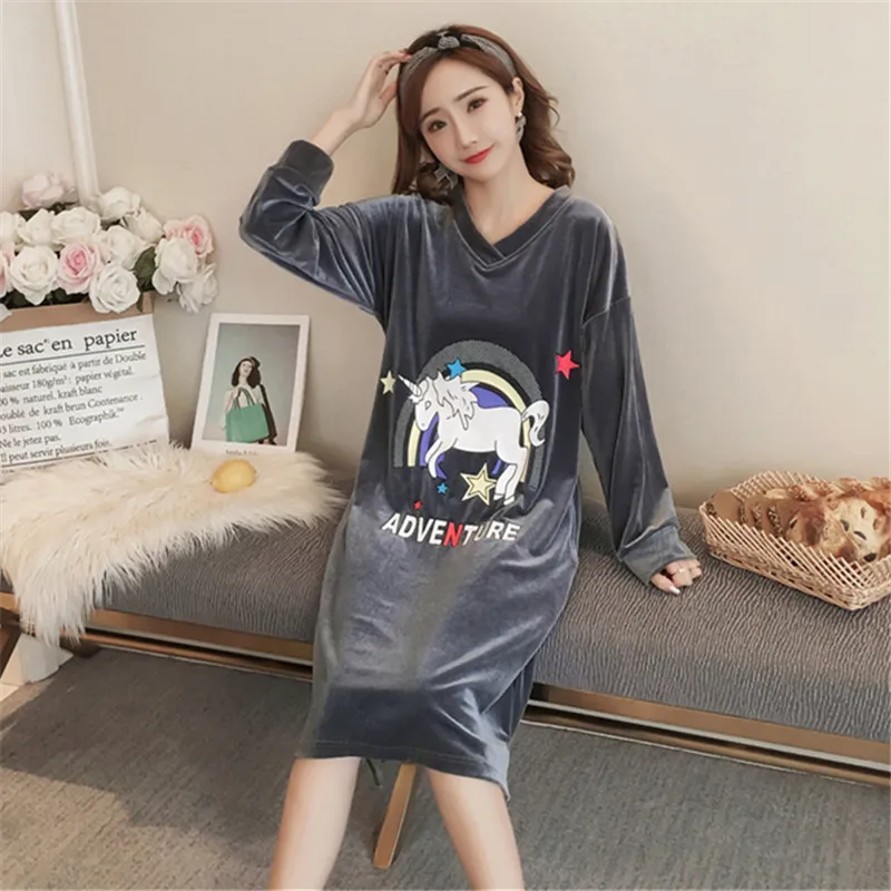 

New Autumn V-neck Velvet Nightwear Women Flannel Nightdress long Sleeve Home Clothing Warm Sleepshirts Female Dressing Gown