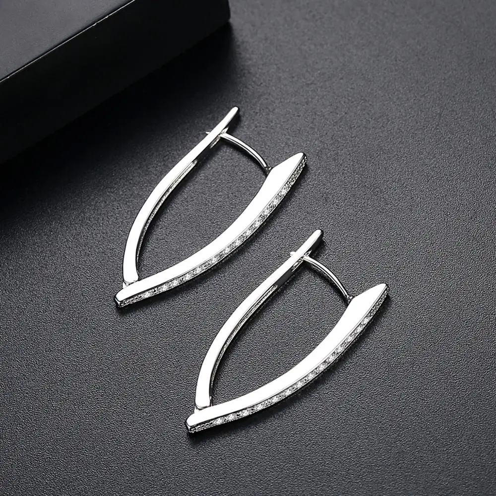Trendy Zirconia Irregular Crystal Simple Geometric Creative Boat Shape Gold Hoop Earrings For Women Fashion Jewely E h0215|Серьги-кольца|
