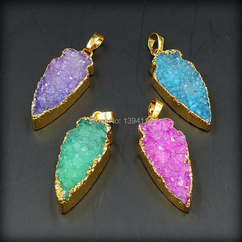 

Mixed Colors Crystal Druse Arrow Pendant Of 24K Gold Cladding Approx 40*15 mm