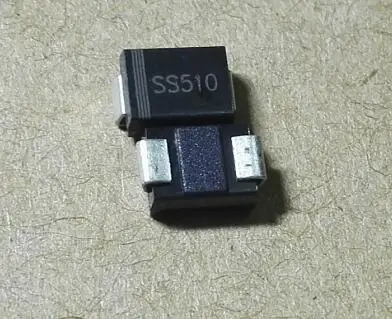 

100pcs SR5100 SS510 SMB 5A 100V DO-214AA