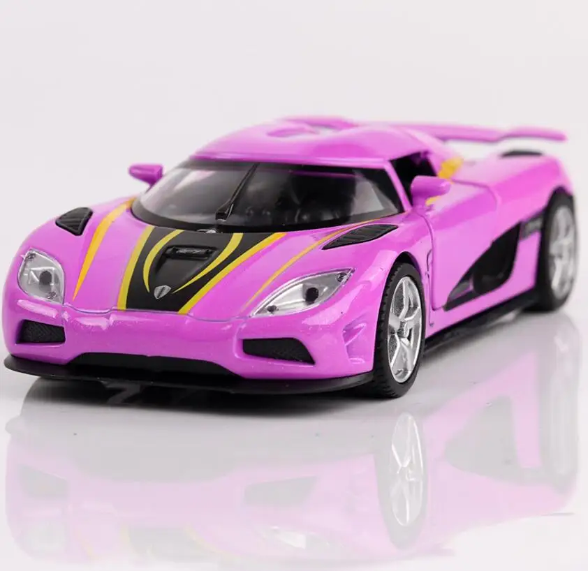 1/32 Diecasts& игрушечные транспортные средства Koenigsegg супер модель автомобиля со звуком и светильник коллекция автомобиля игрушки для мальчика Детский подарок brinquedos - Цвет: Розовый