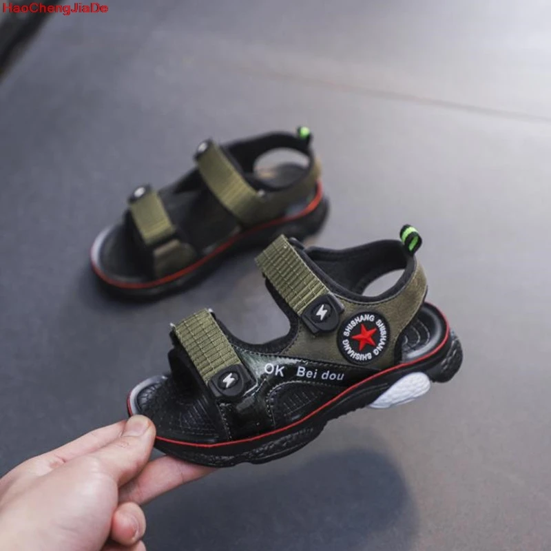 

HaoChengJiaDe Boys Sandals Fashion Casual Children Shoes Student Summer Sandal Kids Beach Shoes Sandals Boys Sports Shoes New