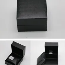 Топ резины и полиуретана Материал часы коробка для хранения черный Цвет Jewelry подарок Коробки квадратный Роскошные Часы коробка Чехлы для часов A006