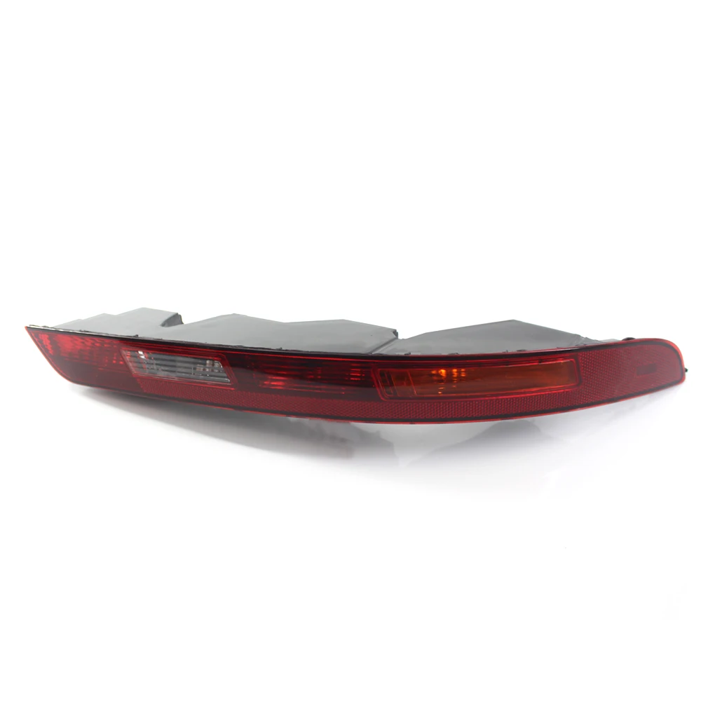 Rear Bumper Tail Light Reverse Lamp Red 8UD945096B For Audi Q3