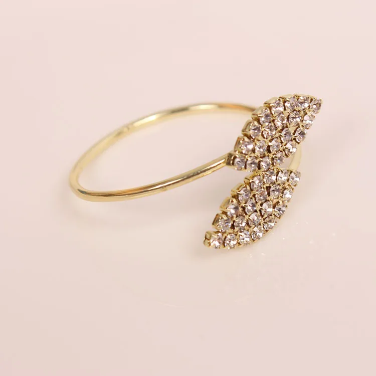 

10PCS metal stainless steel two-leaf napkin ring wedding party accessories