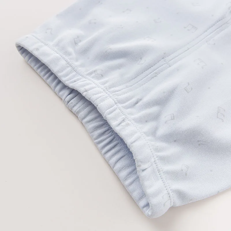 DB6485_0012_6Y3A5721