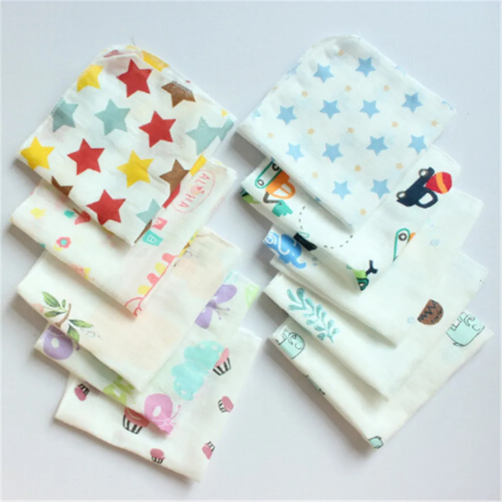 

2pc/lot Cotton Feeding Square Towels Handkerchief Gauze New Baby Infant Cartoon Face Hand Bathing Towel Bibs 30x30cm