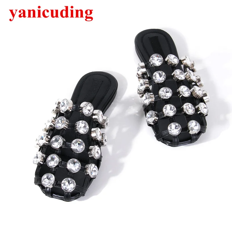 

Hot 2018 Women Slipper Crystal Embellished Flats Women Summer Beach Shoes Sapato Feminino Brand Designer Super Star Runway Shoes