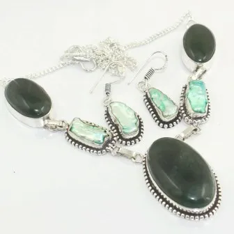 

Biwa Pearls & Prehnites Necklace Earing Silver Overlay over Copper , 50 cm, N3416