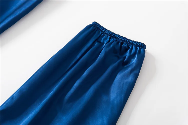 10432064451_374677150