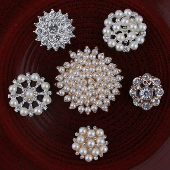 

30pcs/lot 2017 Metal Flatback Flower Pearl Crystal Buttons for Crafts Clear Alloy Rhonestone Buttons for Wedding Embellishments