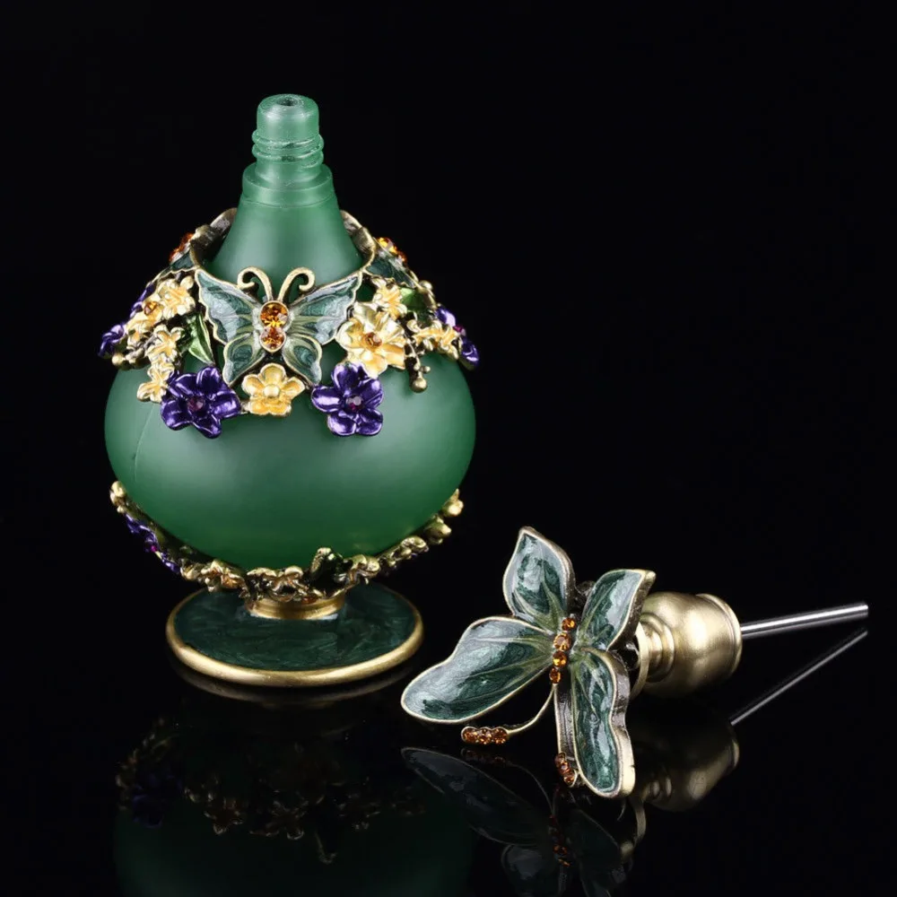 

Antique Butterfly Crystal Metal Art Decoration Crafts 23ml Empty Perfume Bottle Wedding Souvenir Gift
