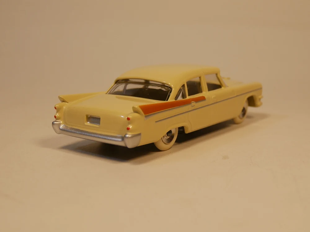 DINKY TOYS 1:43 DODGE Королевский седан литой модельный автомобиль