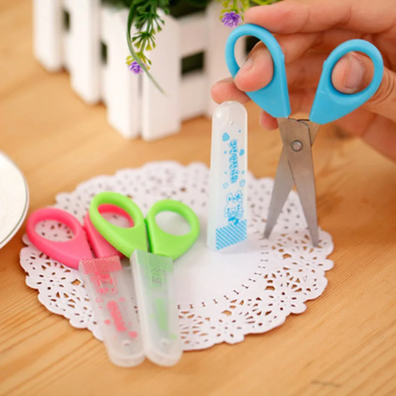

1PCS Mini Scissors Kawaii Stationery Crafts Kids DIY Plastic Scissors Student Child Craft Supplies Cute Kindergarten Supplies
