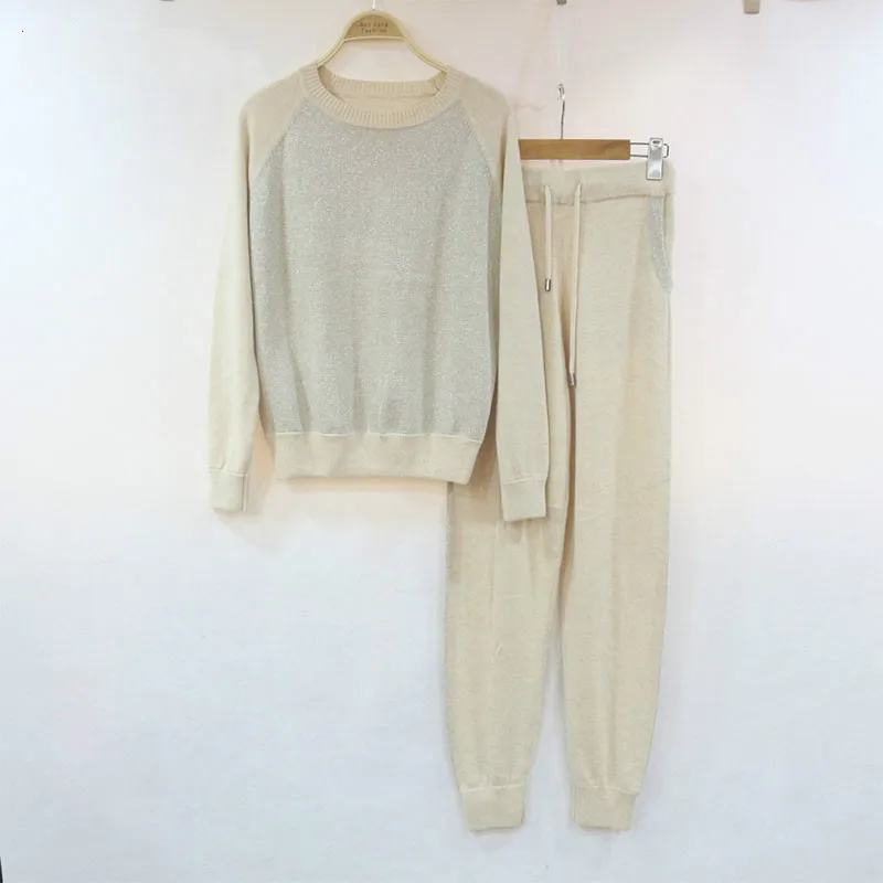 

2018 Winter Fashion Knitted Two-piece Women's Color Matching Bright Line Pullover Sweater Casual Trousers Cashmere Suit Women