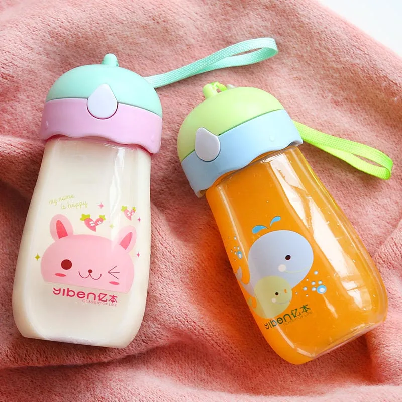 

Baby Straw Cup Infant Feeding Cartoon Travel Outdoor Juice Water Cup Training Bottle with Straw Baby Straw Drink Bottle 380ml