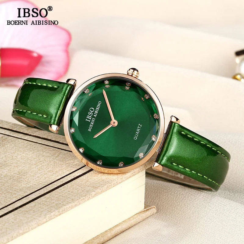 Goedkoop IBSO Nieuwe Mode Dames Quartz Horloge Vrouwen Lederen Band Relogio Feminino Top Merk Luxe Vrouwen Horloges Montre Femme 2018