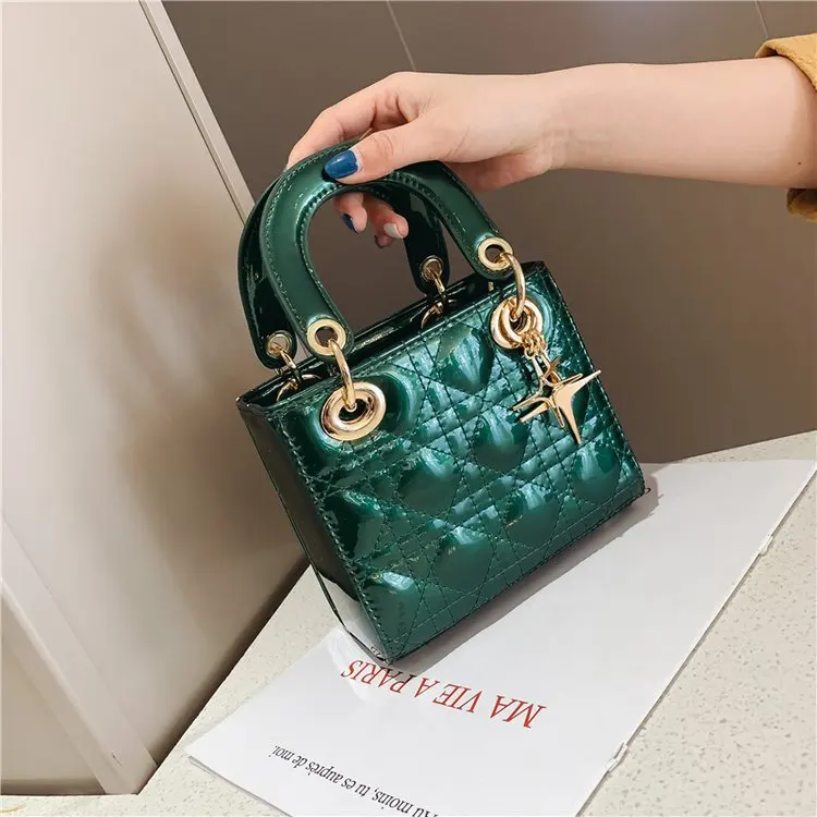 

Casual PU Leather Chain Shoulder Bags Women Luxury New Crossbody Bags Quality Ladies Leather Handbag Simple Female Square Bags