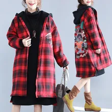 Большой размер 4XL Осень Зима Женская мода Kawaii мультфильм плед флис верхняя одежда Леди Женский плюс большой длинный толстый Свободная куртка пальто