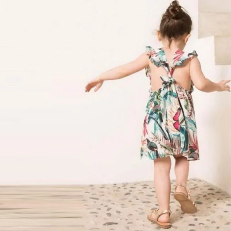 Одежда для мамы и дочки платье без рукавов с цветочным рисунком платье для родителей и детей одинаковые комплекты для семьи одинаковые комплекты для маленьких девочек
