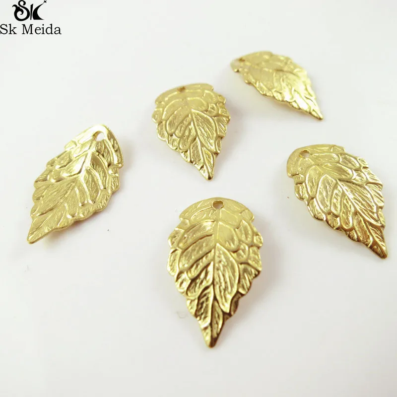 Copper leaves beads Accessories wholesale leaf pendants Gold Color