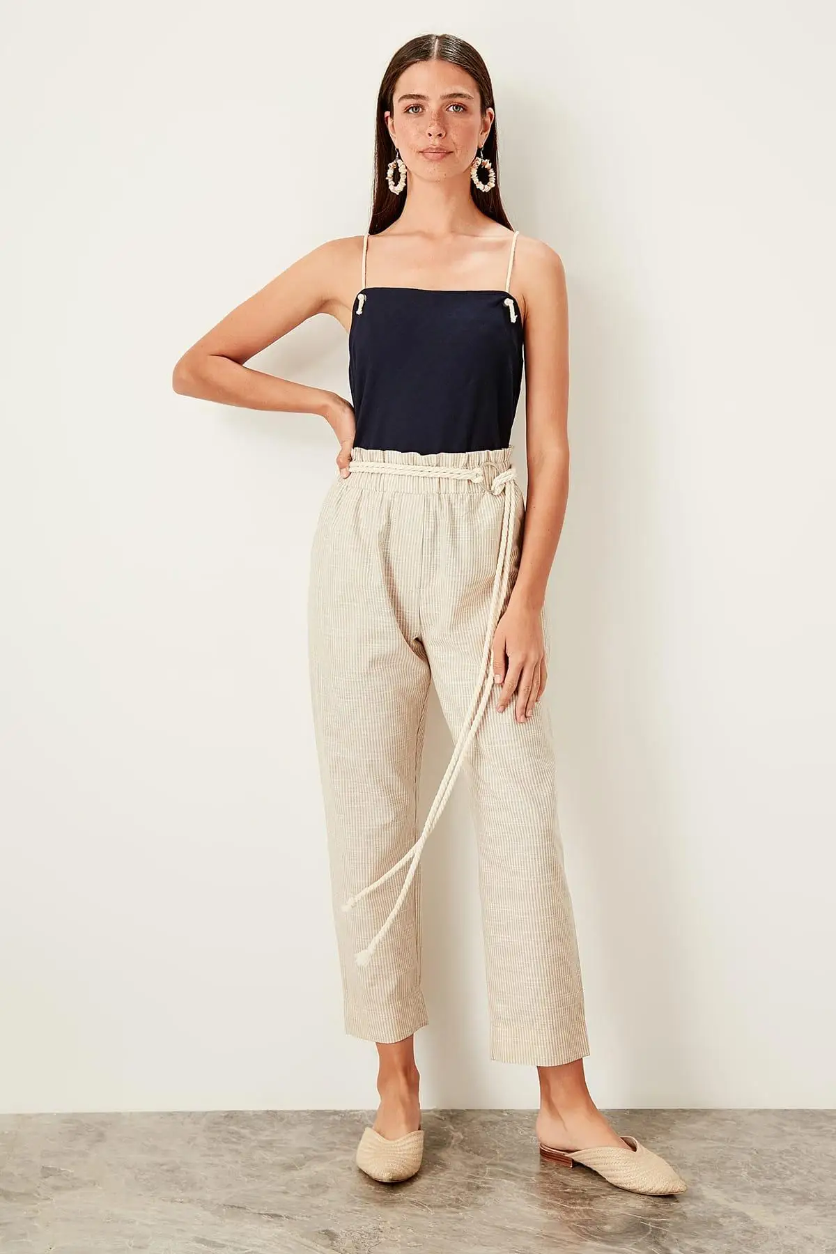 

Trendyol Cream Striped Pants TWOSS19PL0088