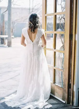 

Sexy Backless Lace Beach Wedding Dress New Simple V Neck Short Sleeve Boho Vestido De Noiva plus size Wedding Dresses
