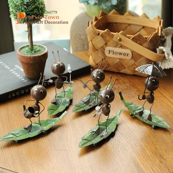 

2018 NEW Home garden style metal iron ant leaf crafts,new house,children's room fashion creative grid Cute ant ornaments