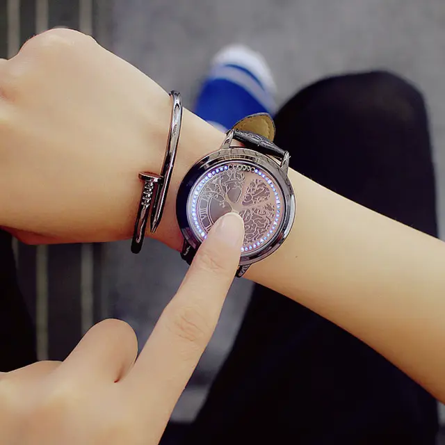 Simple creative touch screen watch fashion trend couple smart technology cool st Simple creative touch screen watch fashion trend couple smart technology cool st