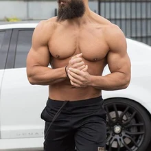 GYMOHYEAH/мужские шорты до середины икры для фитнеса, бодибилдинга, модные повседневные спортивные штаны для бега, тренировочные брендовые короткие штаны, спортивные штаны