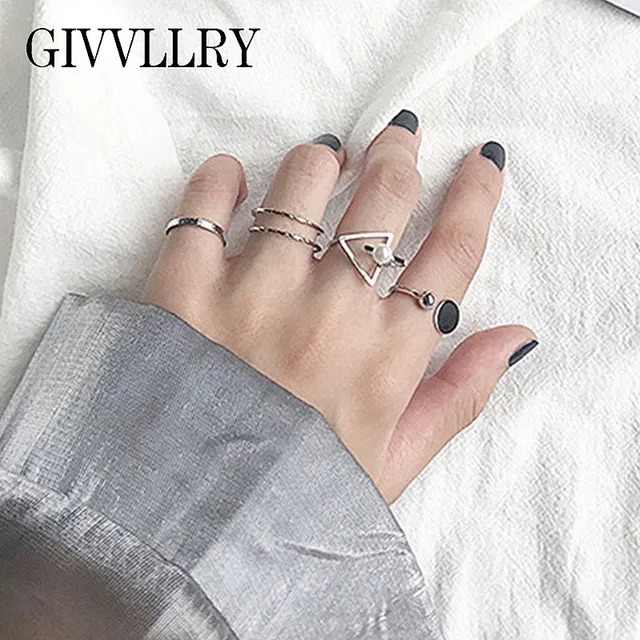 GIVVLLRY Geometric Triangle Rings for Women Elegant Office Lady Minimalist Vinta GIVVLLRY Geometric Triangle Rings for Women Elegant Office Lady Minimalist Vinta