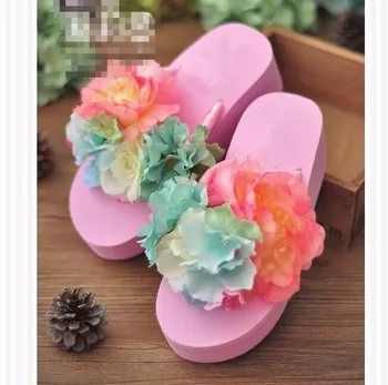 

HAHA FLOWERFashion Style Good Quality Women Casual Style Silppers Flip Flops Wedges Floral Vaction Wear Sandals Comfortable