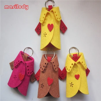 

100pcs/Lot Felt Coat Keychain DIY LOGO Custom LOGO Keyring Clothes Key Chain Windbreaker Key RIng Environmental Wedding Gifts