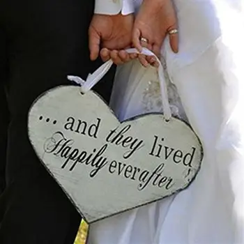 

Heart shape Here Comes the Bride Sign Classic Wooden Wedding Decoration Supplies