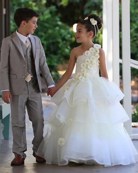 One Shoulder Lace Flower Girls' Dresses For Weddings Long Crystal Tiered Ruffles Little Girl Pageant Gowns Floor Length Communion Dress