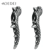 AOEDEJ 2 цвета Дракон панк серьги для мужчин шпильки нержавеющая сталь черные сережки со стразами серьги гвоздики Панк Байкер Orecchini Donna
