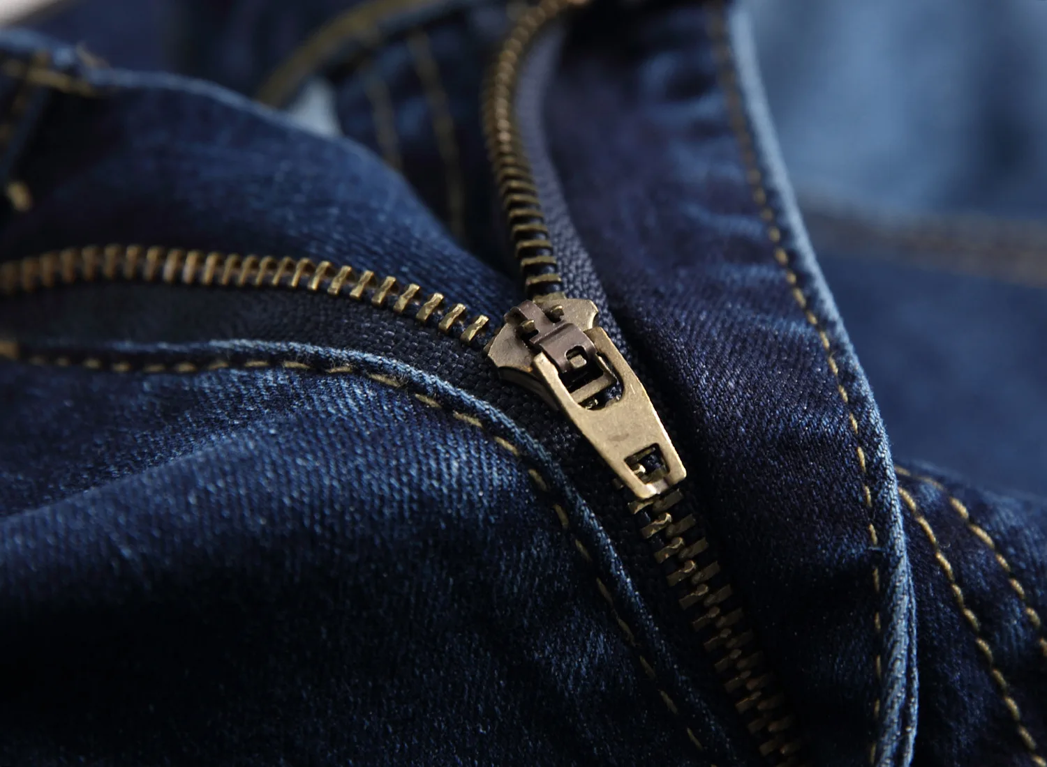 Новая мода мужские рваные короткие джинсы брендовая одежда Бермуды летние хлопковые шорты дышащие джинсовые шорты мужские 28-42