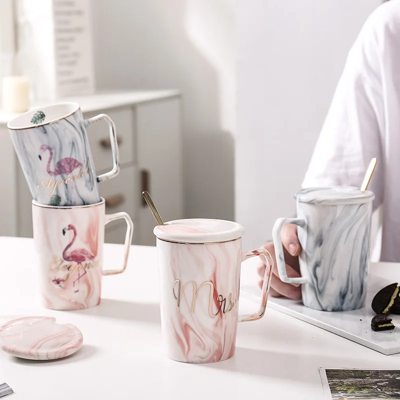 

Handpainted Gold Flamingo Mugs wiht spoon lid,Marble Porcelain Coffee Mug Ceramic Tea Milk Cup Lady Gentle Man Printed Gift