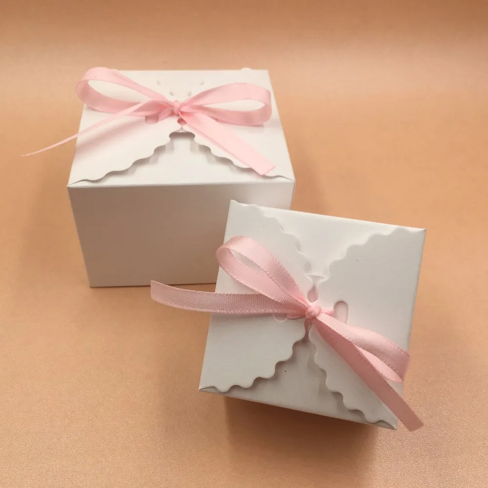 30 шт./лот крафт-бумага квадратная коробка для конфет Свадебные сувениры в деревенском стиле Конфетница сумки Свадебная вечеринка подарочные коробки свободная лента