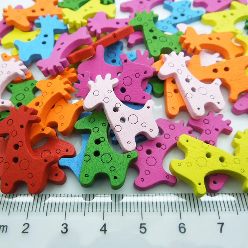 

100pcs Random Mixed 2 holes giraffe wood flatback buttons, Kids wood handmade button craft/kids, scrapbooking accessories
