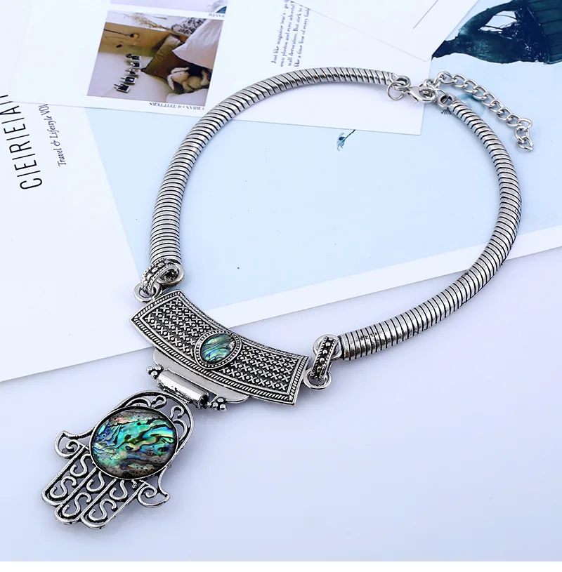 Grace Leopard-print shellfish Necklace Fatima palm alloy necklace