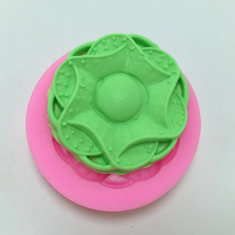 4406817683_2132088218