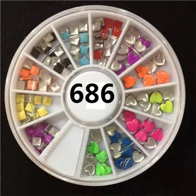 686